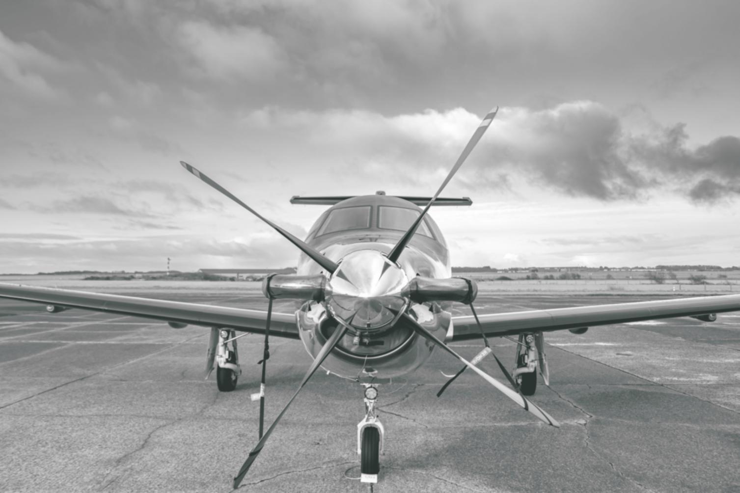 Студенти працюють з туристичними картами під час практичного заняття