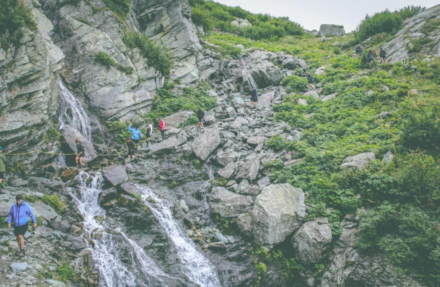 Випускники курсу під час практичних занять